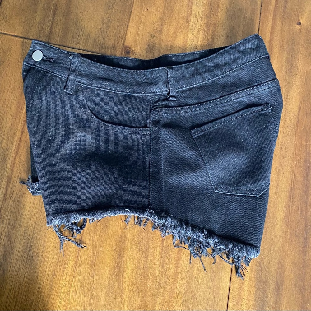 shein black denim shorts - Picture 6 of 8